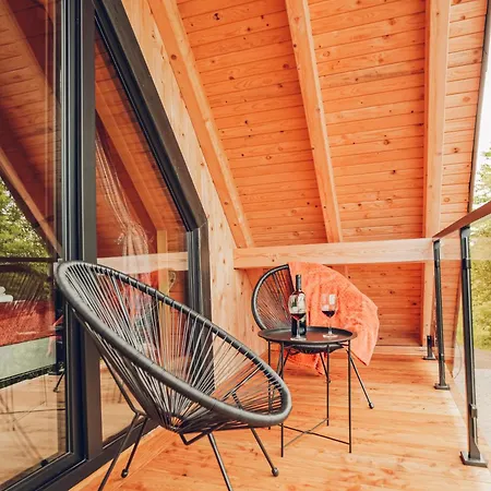 Holiday home Osada Kanada *